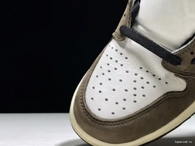 x OG Jordan 1 CD4487 'Mocha' - Scott High 100 Retro Travis Air 0420